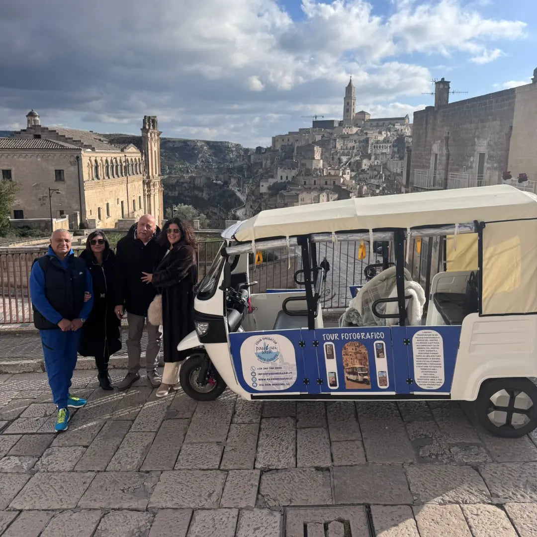 Tour in APE Car panoramico Matera Visite Turistiche Guidate